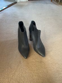 Micharl Kors Grey Ankle Boots