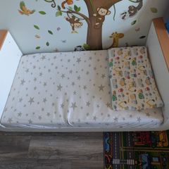 Snuzkot/toddler bed /baby cot