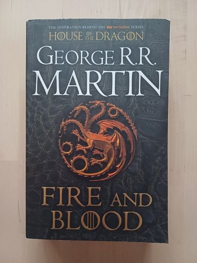 House of the Dragon - Fire and Blood by George R.R. Martin (Game of Thrones Fantasy Paperback 2020)