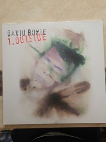 Bowie 2LP - 1. Outside