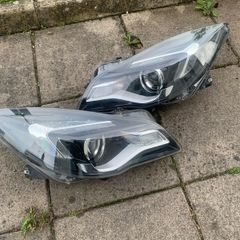 Insignia lights