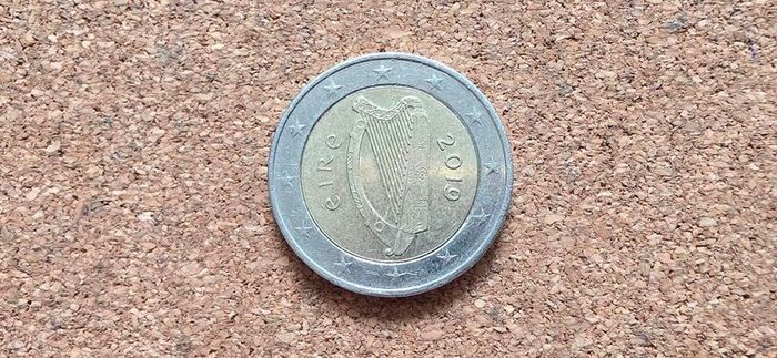 2 euro coin