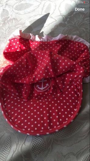 Girls hat 0/12 mths