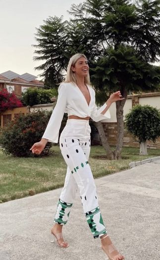 REDUCED Fab Zara Insta Famous Bloggers White Linen Blend Embroidered Trousers Size Large UK 12 New with Tags