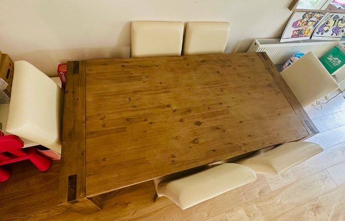 Dining Table and 8 chairs