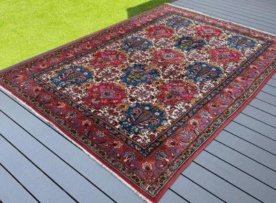 An Exquisite Fine Persian Kashan Rug Tree of Life Design 300 x 200 cm (9.8 x 6.6 ft)
