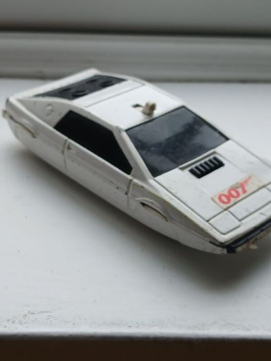 James Bond Lotus