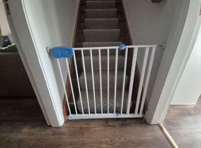 Baby gate