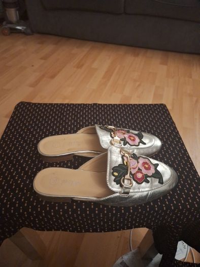 Ladies Loafers/Sliders .. Size: 5 UK .. 38 EU .. Price Drop