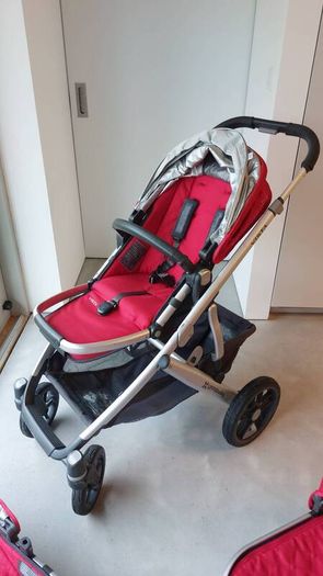 Uppababy Vista Travel System in Red