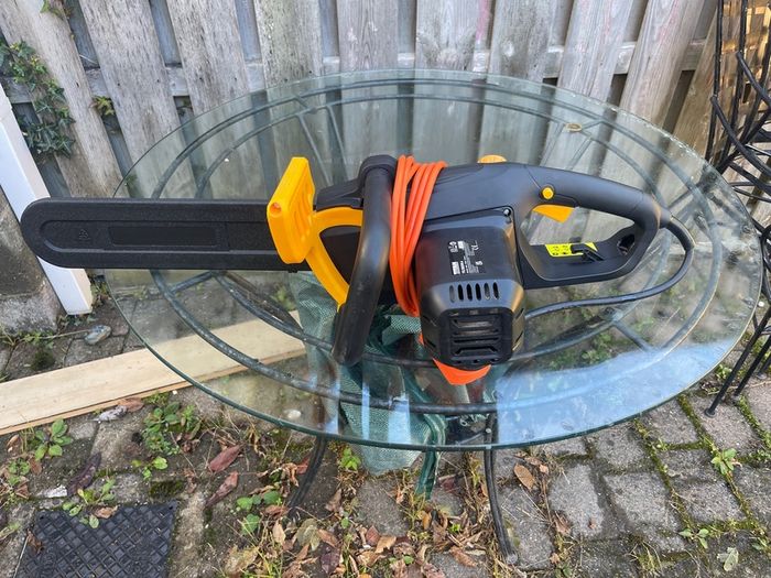 Titan chain saw