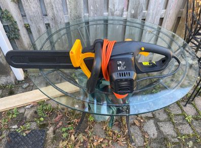 Titan chain saw