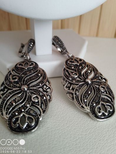 Marcasite Style Filigree Necklace and Earring Set