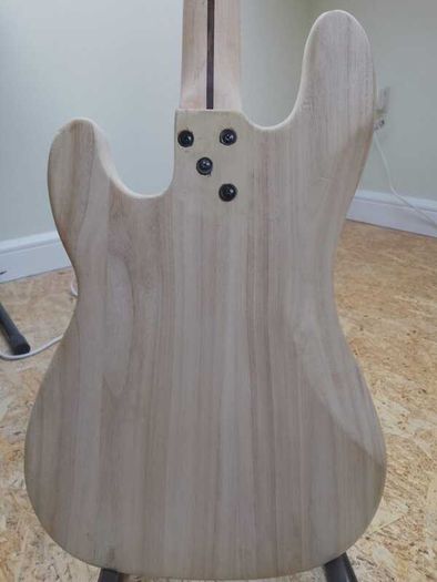 Custom made Precision Bass HIGH OUTPUT