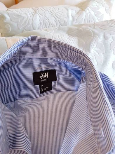 H&M Mens Shirt - Size S