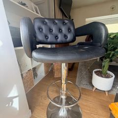 High bar stool pair