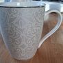 Aynsley 6 Light Grey and White Mugs Image 6