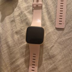 Fitbit Versa good working condition