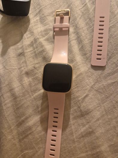 Fitbit Versa good working condition
