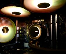 Gaming PC Intel Core Ultra 7 265K, Nvida RTX 5070ti