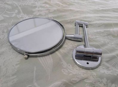 Round bathroom magnifying mirror