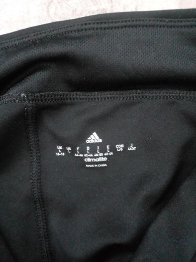 Adidas short leggings size L