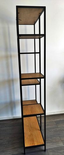 Shelving unit / Shelves