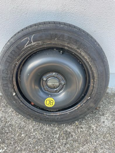 Nissan qashqai spare wheel
