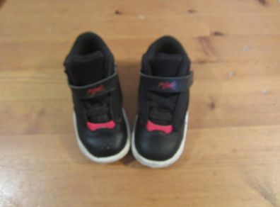 Boys black size 7.5