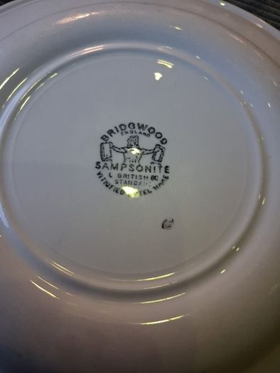 Bbridgwood Sampsonite Salad Plates