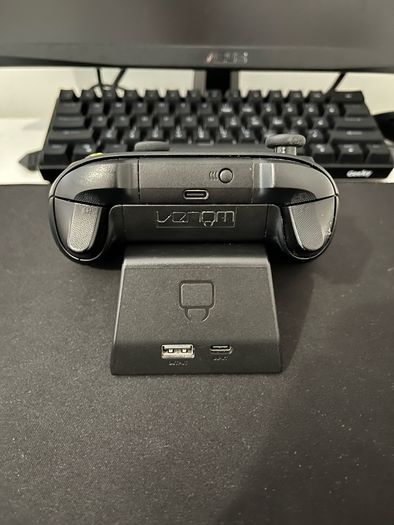 Xbox Series X + 2TB Hard Drive + Accessories