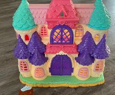 Sofia the First Toy house
