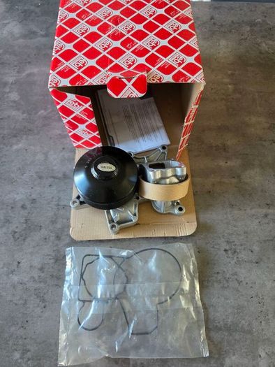 Febi Bilstein water pump for BMW