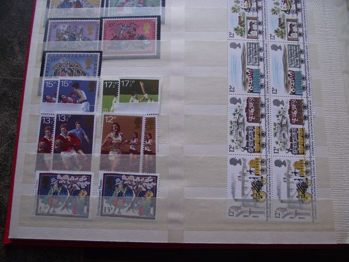 Collection of Mint Elizabeth II stamps, blocks and strips (1946-1990s)