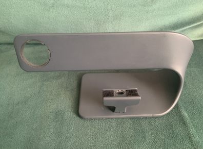 Stand for iPhone & iWatch charges