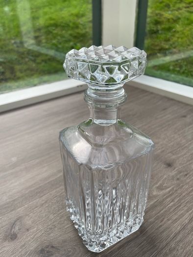 Heavy Cut Crystal Glass Square Whisky Decanter with Stopper 26cm 1.75kg