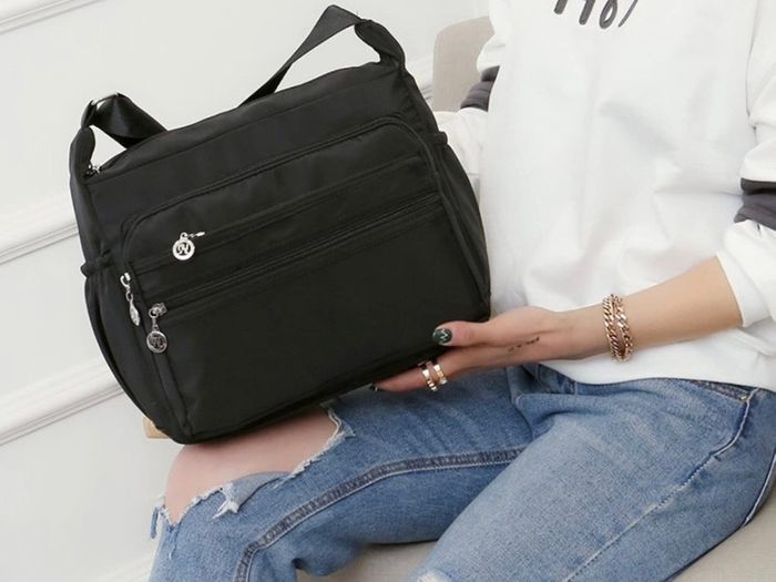 Women's Multi-Pocket Casual Crossbody Handbags Waterproof Shoulder Nylon Bags MULTIPLE COLOURS AVAILABLE (FREE POSTAGE)