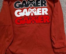 boy's top/long sleeve.age 7