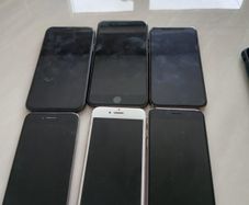8 Iphones