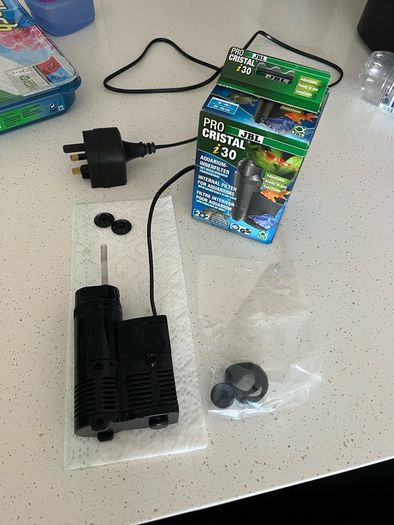 Aquarium tank filter