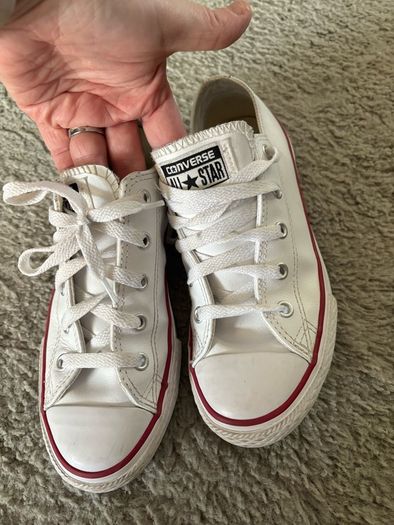 leather converse size 2