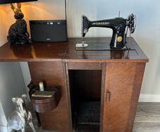 Antique Singer Treadle Sewing Machine