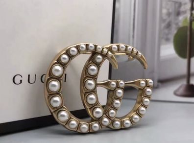 brooch