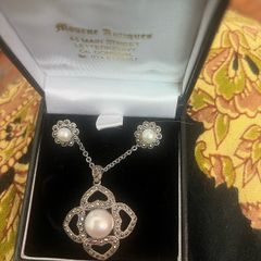 Beautiful Sterling silver 925 pearl and Marcasite set