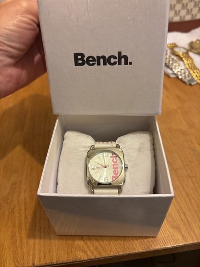 Lady's Bench watch