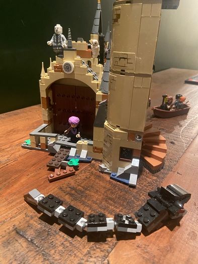 Lego Hogwarts Great Hall (retired set)