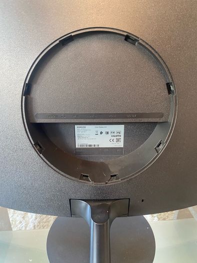32" Curved Samsung Monitor