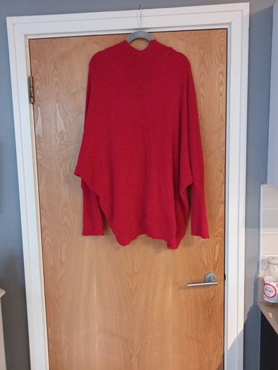 Primark  Red Cardigan.   S.XL - 18-20.   B.N.W.T.