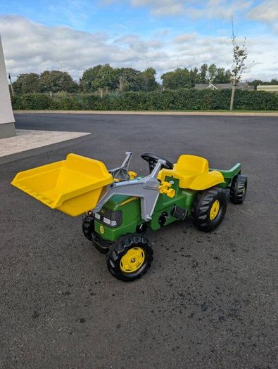 Rally Toys John Deere pedal tractor