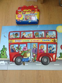 Giant 21 piece  bus puzzle